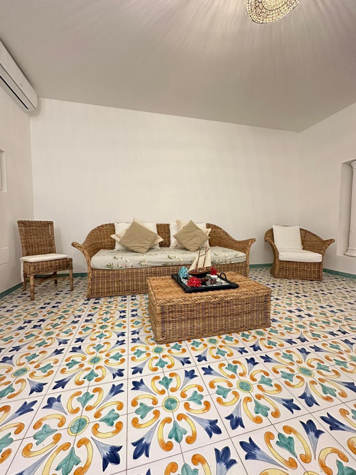 Villa Vie En Rose Sorrento Exterior photo